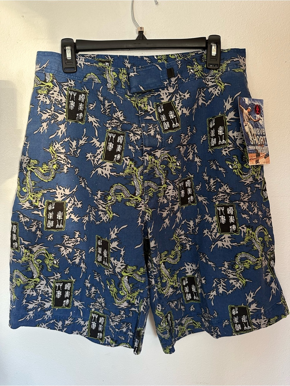 Wave shorts